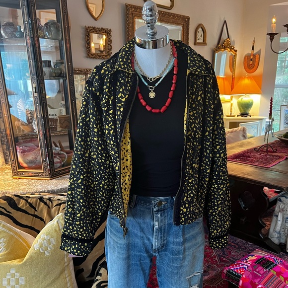 Reworked Vintage 80’s REVERSIBLE Satin Boho Jacket - Picture 6 of 14